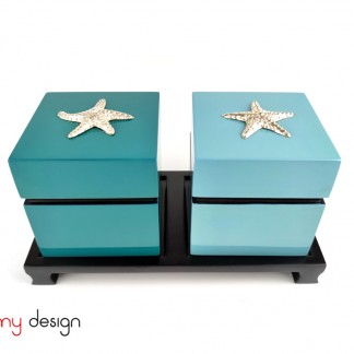 Set of 2 blue square boxes 10cm attached with starfish included with stand